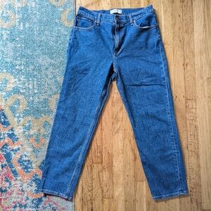 Abercrombie & Fitch The Mom High Rise Denim Jeans
